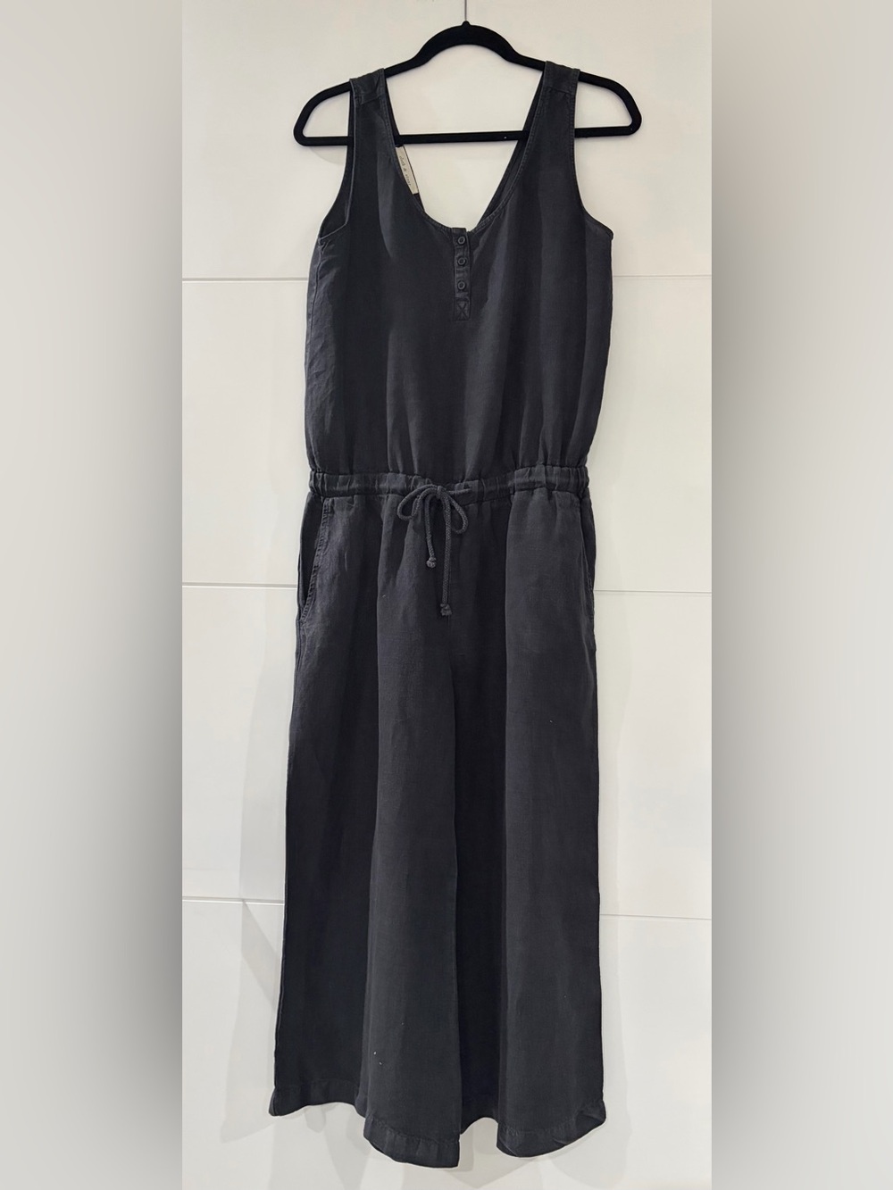 Cloth & Stone Linen Sleeveless Romper / Jumpsuit in Black, Wide Leg, V-Neck